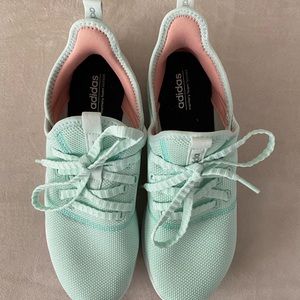 Size 9.5 Adidas Cloudfoam